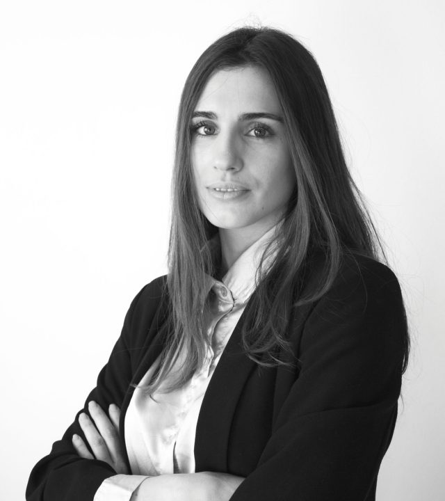 Spanish Company Lawyer Crear Company